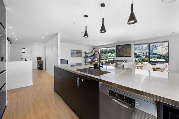 50 Kings Drive Wanaka_6