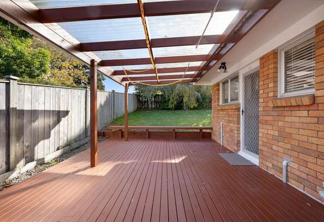 1/112 Gossamer Drive Pakuranga Heights_2