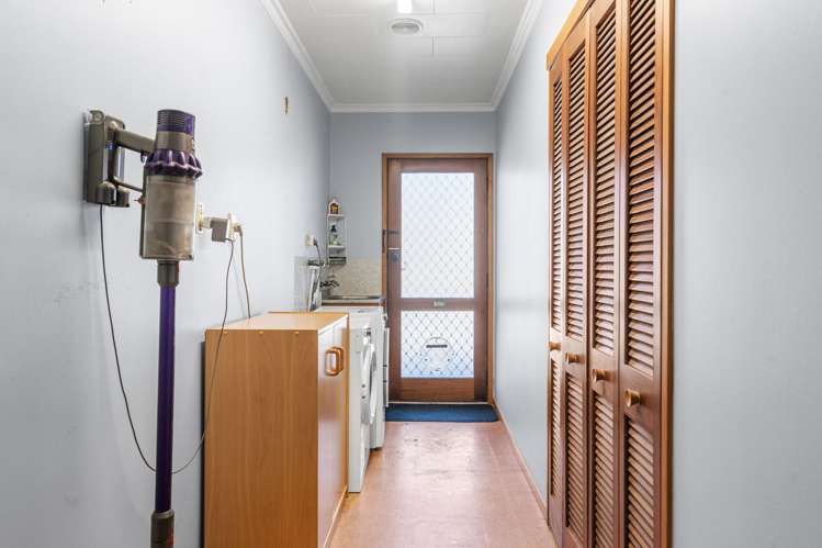 2 Batten Street Glenholme_22