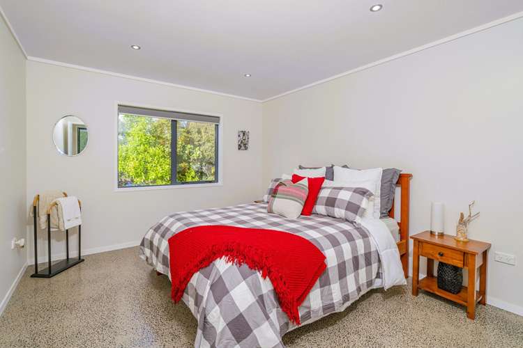 3 Emmerdale Drive Hahei_15