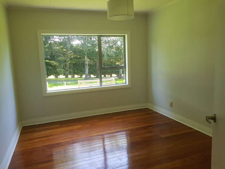 1249 Lakeside Road Milton_9