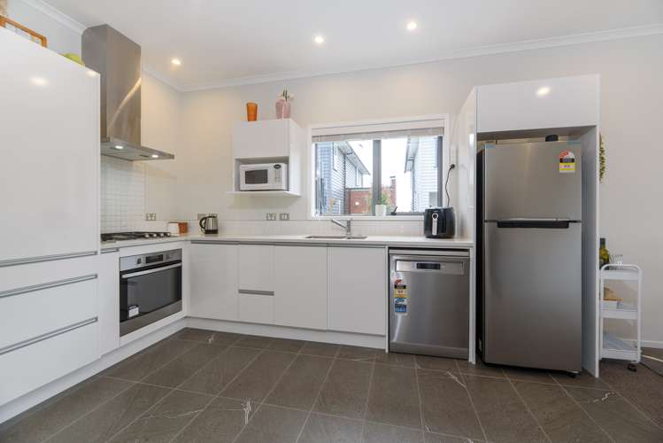 2 Mollusc Road Hobsonville_3