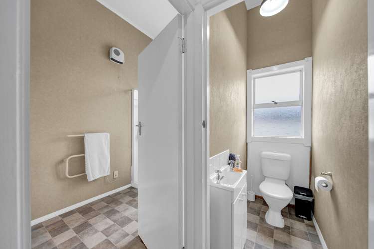 55 Camberwell Road Hawera_12