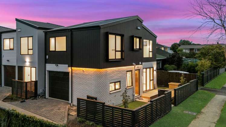Lt 2-4, 13 Kurnell Drive Botany Downs_19