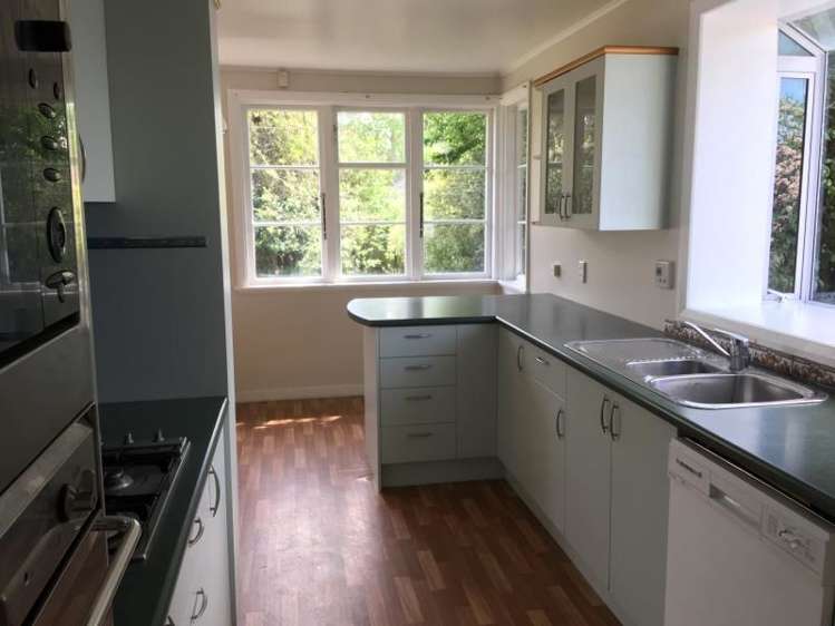 24 Westcott Street Dallington_6