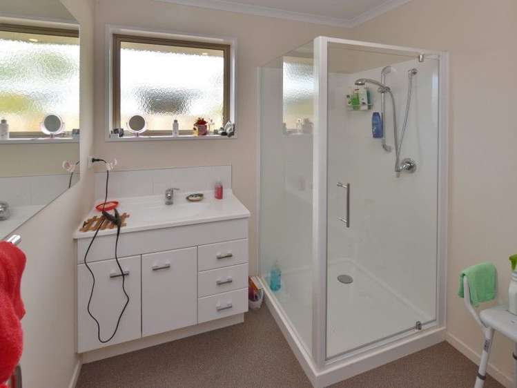 9 Collins Drive Waikuku Beach_4