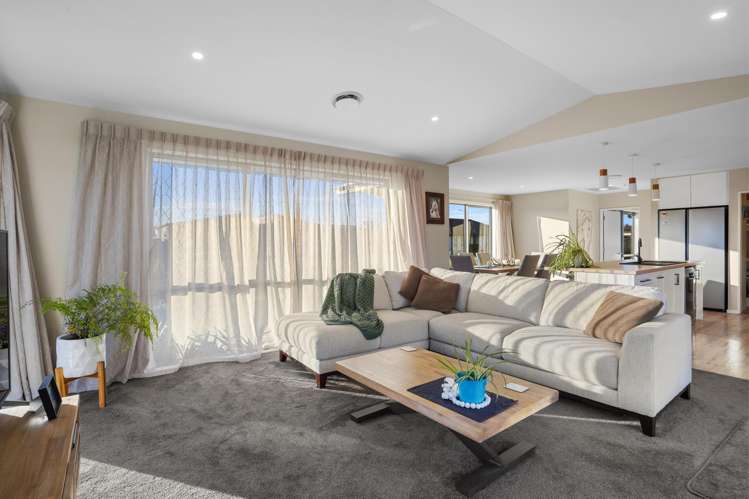 3 Hotere Street_3