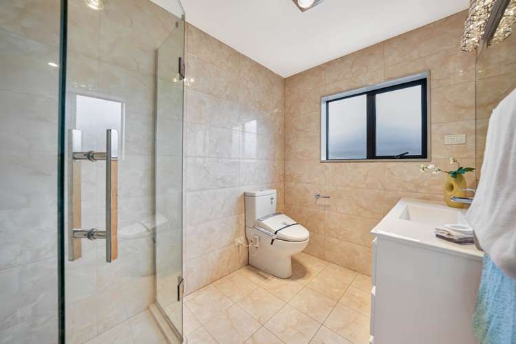 83 Lake Road Northcote_18