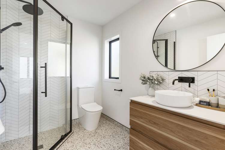 18a Kathleen Street Totara Vale_11