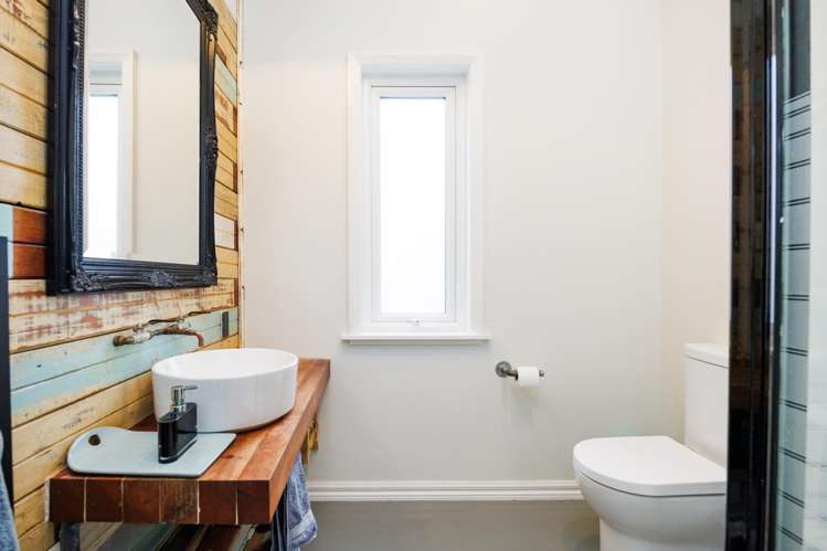 38 Joseph Street West End_22