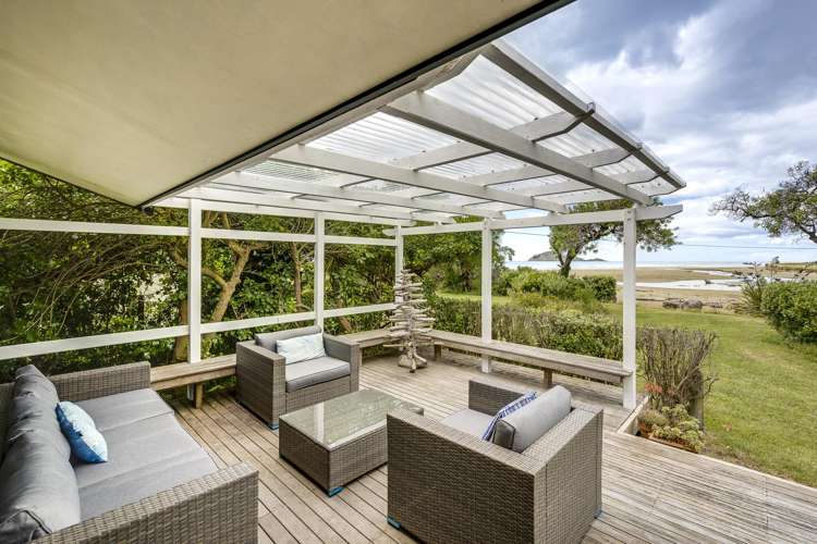 106 Tiakitai Road Waimarama_11