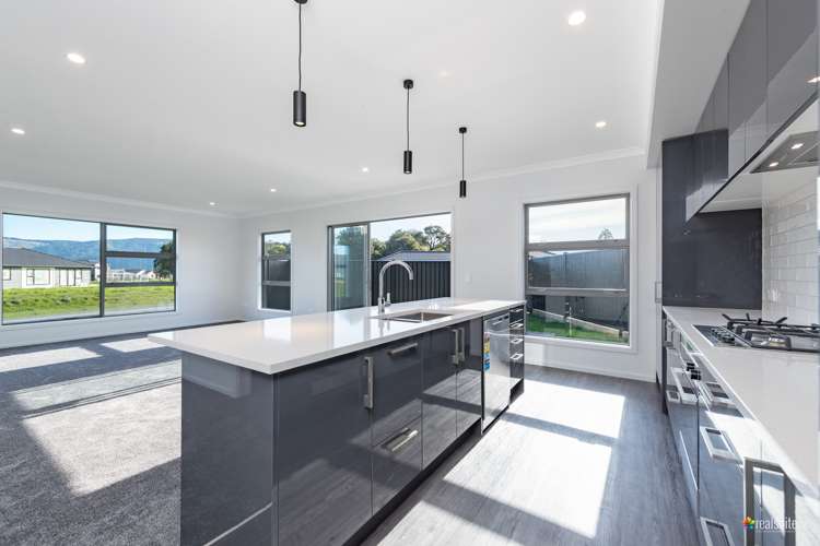 24 Fenwick Crescent Wallaceville_4