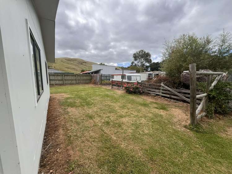 19 Dundas Street Porangahau_13