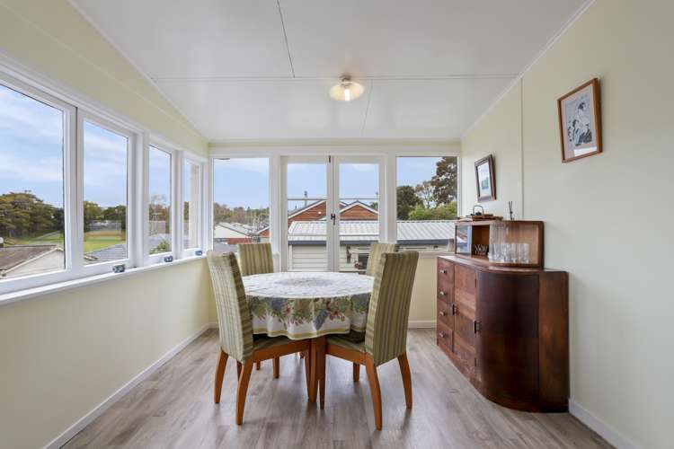 6 Seabrook Avenue New Lynn_7