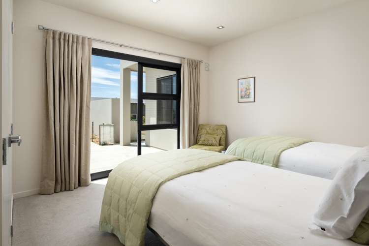 121 Marlborough Ridge Drive Fairhall_11