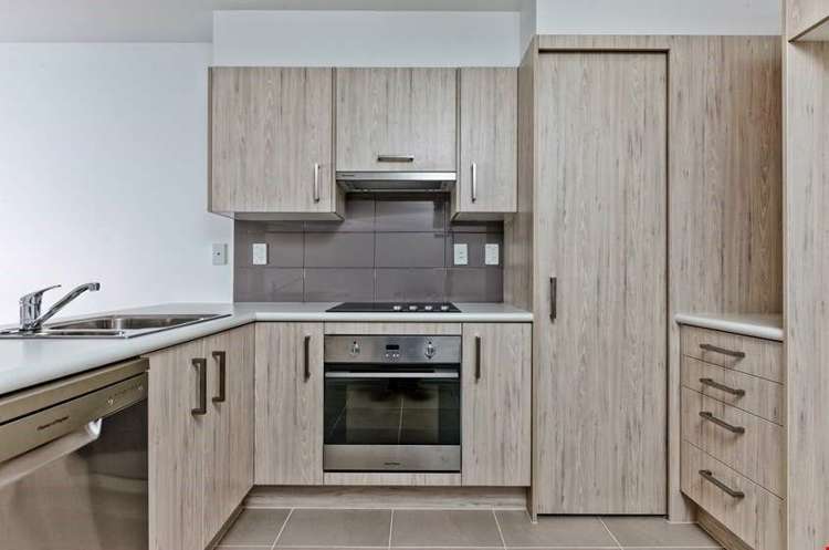 320/17 Link Crescent Stanmore Bay_6