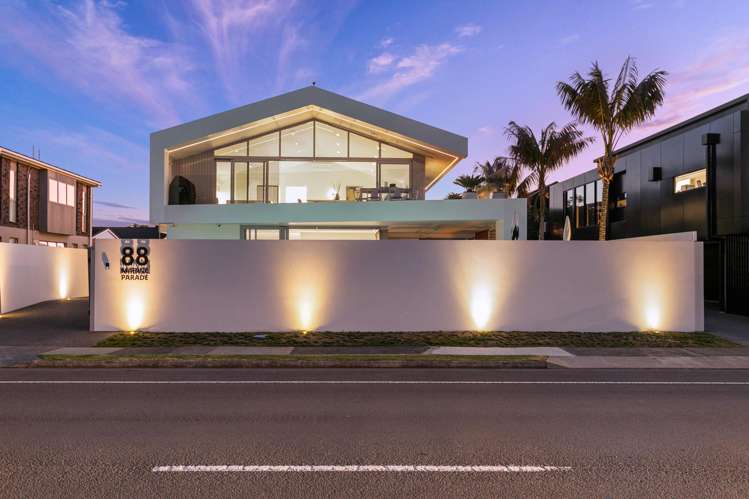 88 Marine Parade Mount Maunganui_39