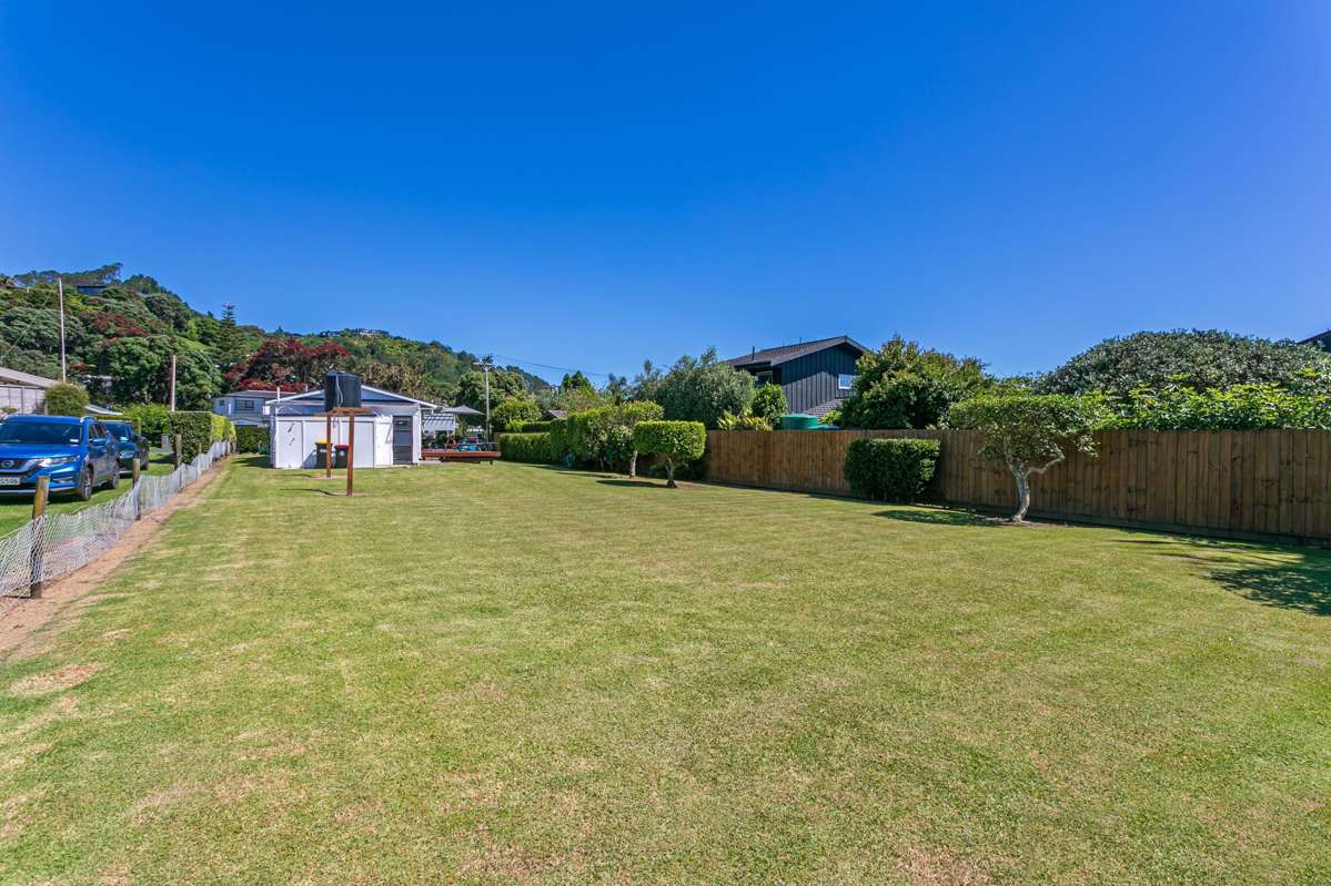 11 Hahei Beach Road_2