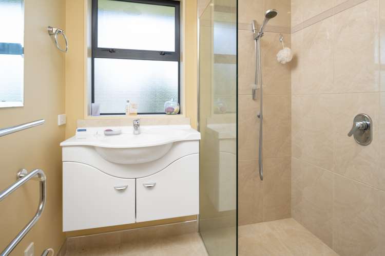 14 Hathaway Street Spring Creek_14