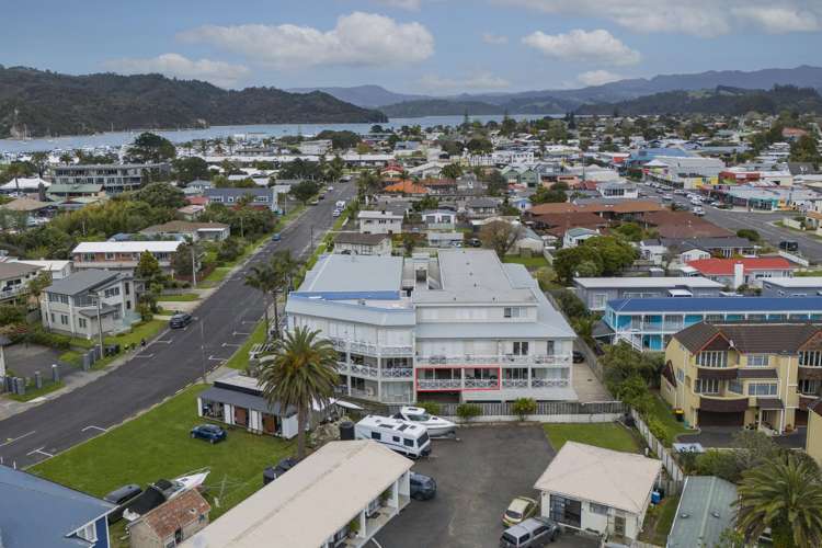 Unit 11 Crowsnest Apts, 18 Mill Road Whitianga_11