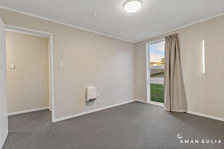 20 Grandison Crescent New Lynn_3