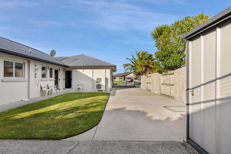2 Lamia Grove Papamoa_24