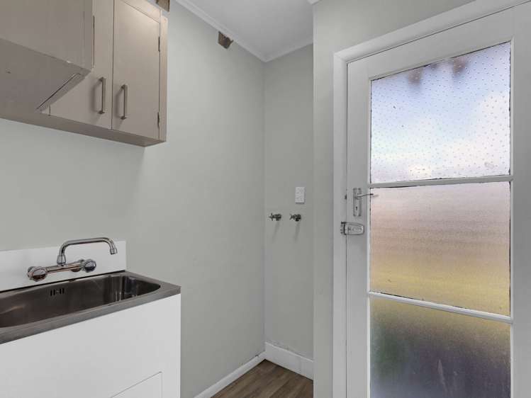 9 Panair Crescent Hillcrest_13