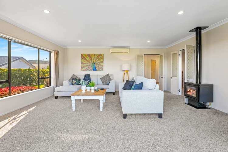 2/77 Harvey Street Waipahihi_5