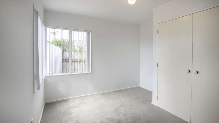 1/2 Raleigh Road Northcote_4
