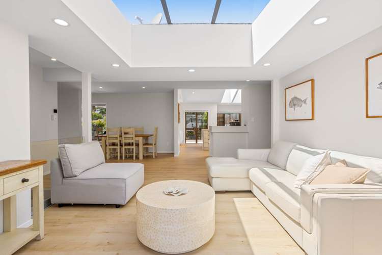 2 Esther Place Red Beach_11