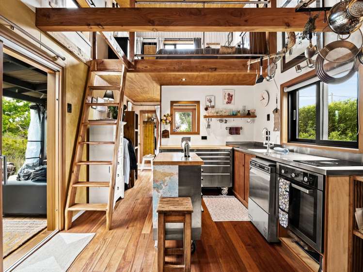 8 Beach Road Long Beach_2