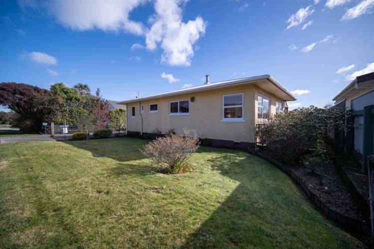 72 Marlowe Street Stoke_18