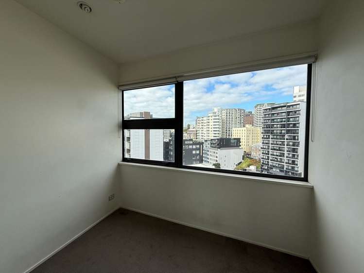 18 Beach Road Auckland Central_9