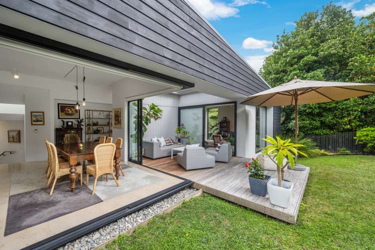 74b Beach Road Mellons Bay_15