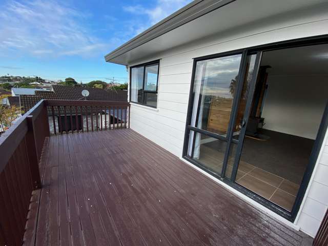 12 Ian Sage Avenue Torbay_4