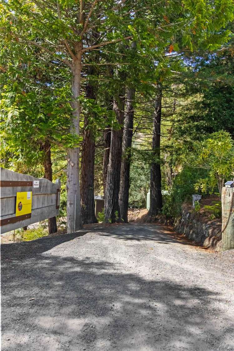 126 Moetapu Bay Road Anakiwa and Surrounds_28