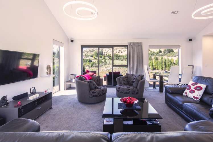7 Longlands Street_3