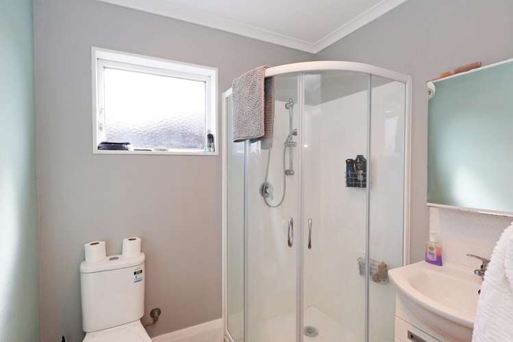 16 Morell Street Strathern_13