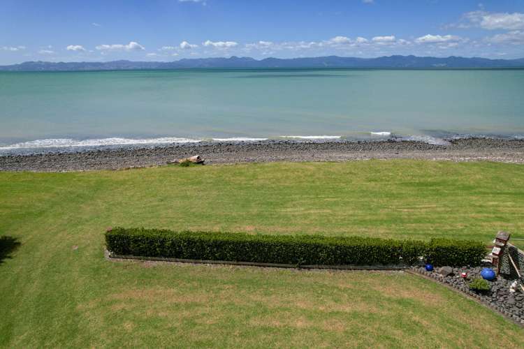 1692 East Coast Road Whakatiwai_27