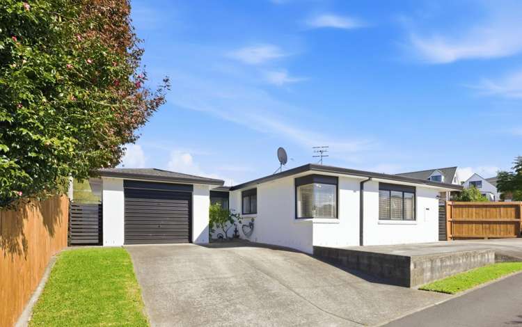 36A Heron Avenue East Matua_16