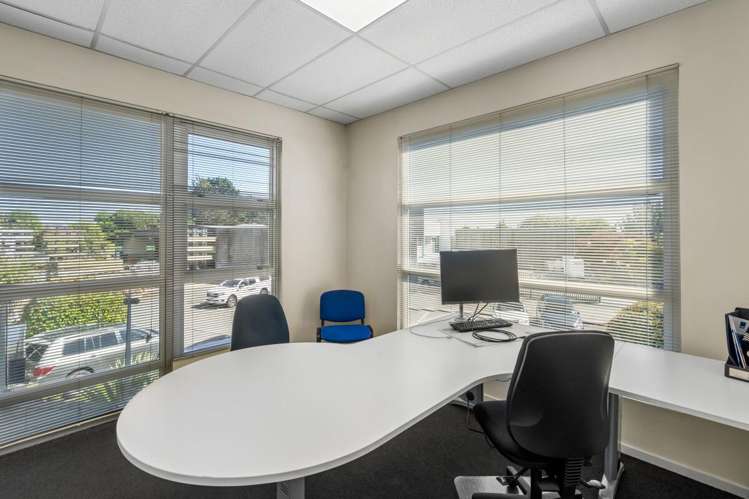 27 Iversen Terrace Sydenham_15