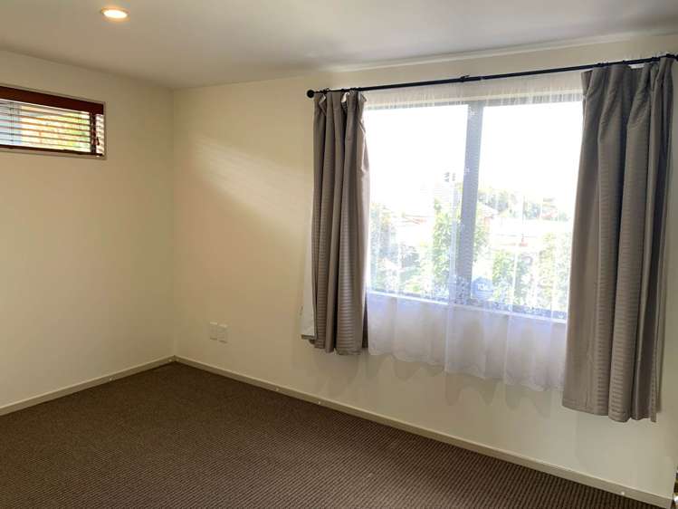 4/8 Soljak Place Mount Albert_10