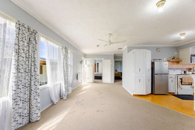 28 Wycliffe Street Onekawa_5