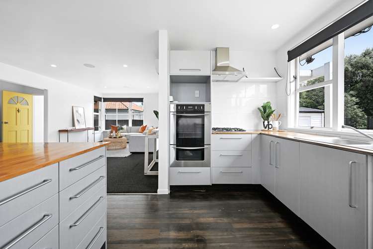 47 Montgomery Crescent Bader_8