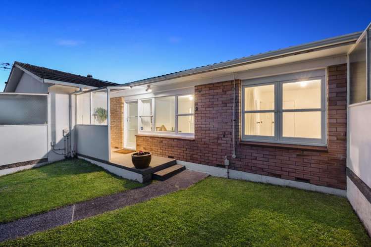 2/40a Hamlin Road Mount Wellington_1