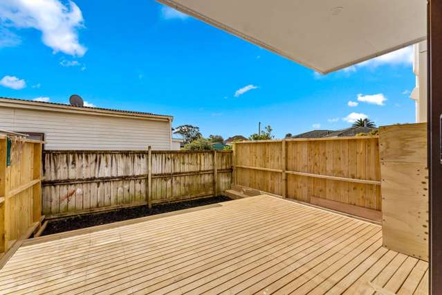 17C Swaffield Road Papatoetoe_1