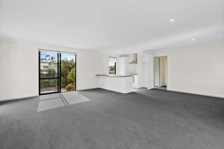 9 Mckerrow Place Featherston_2