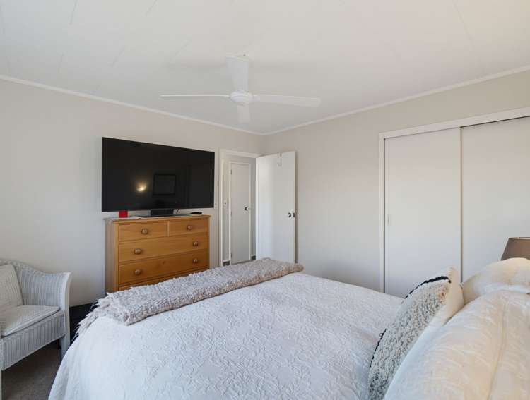 24 Usherwood Crescent Akina_13
