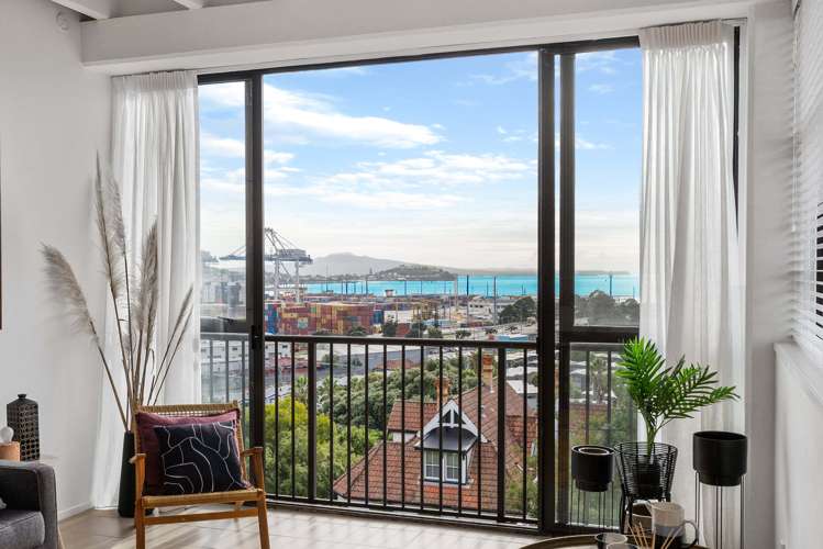 4a/15 Augustus Terrace Parnell_2