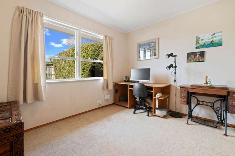 74 Gossamer Drive Pakuranga Heights_10